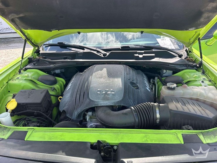 2023-dodge-challenger-coupe-image-8