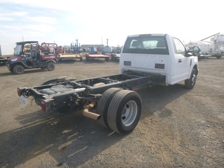 2017-ford-f350-image-3