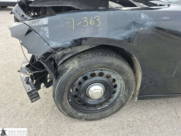 non-operable-2023-dodge-charger-image-17