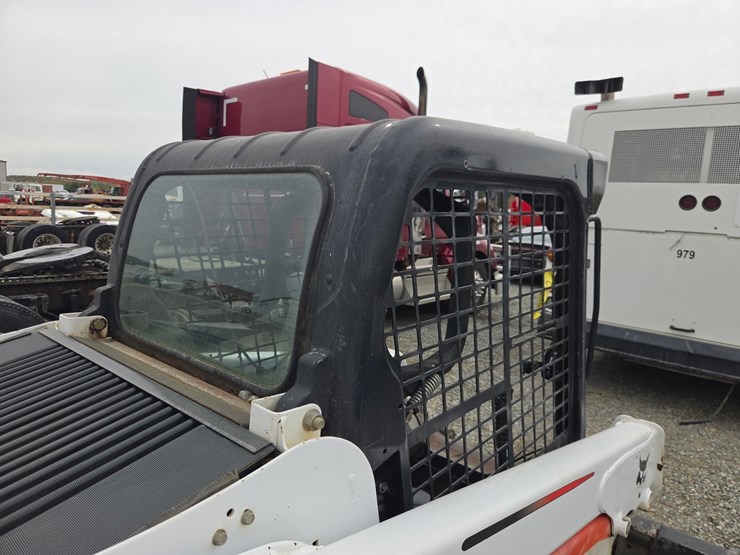 bobcat-t550-image-34
