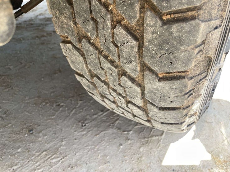 2008-ford-cargo-image-19