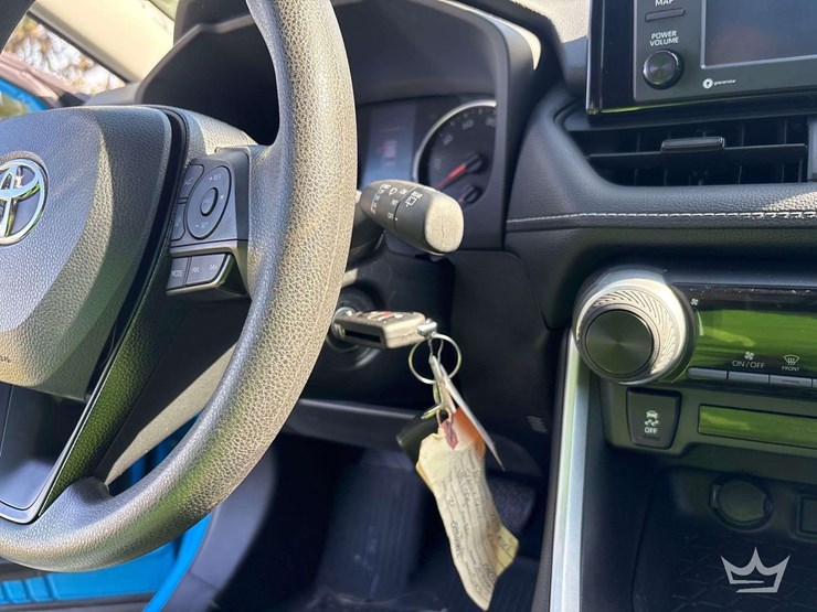 2021-toyota-rav4-image-15