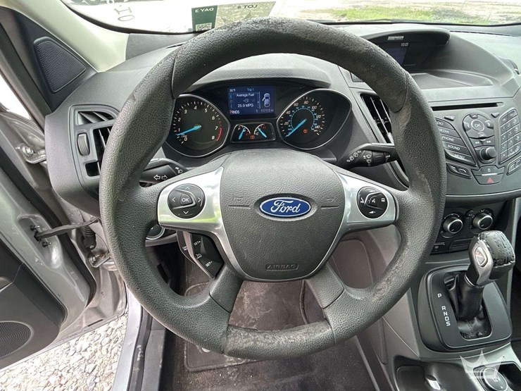 2015-ford-escape-image-14