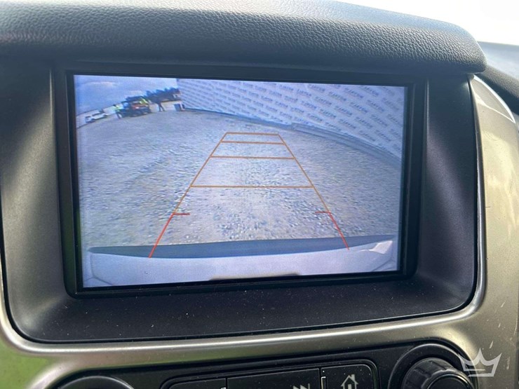 2018-chevrolet-tahoe-image-19