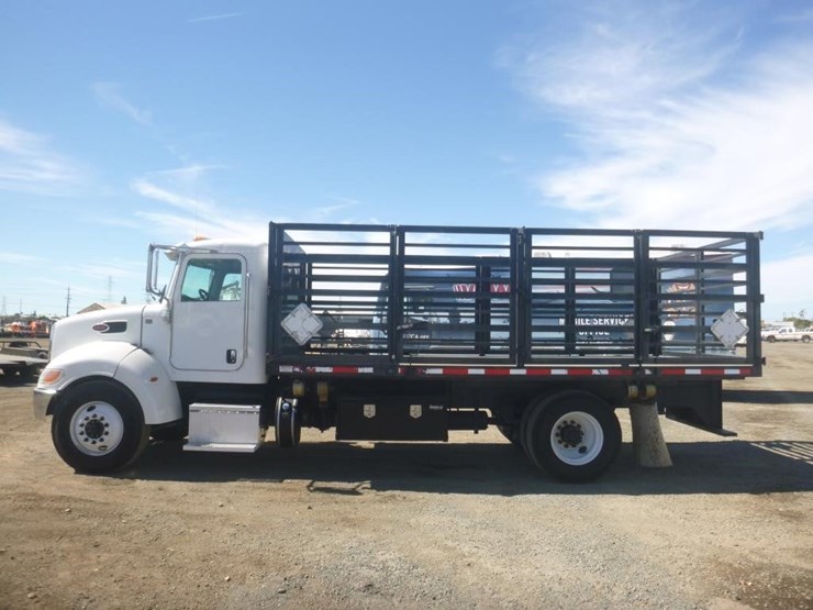 2023-peterbilt-337-image-5