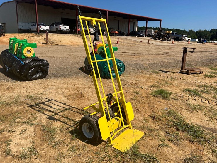 the-jolly-dolly-inflatable-hand-truck-image-5