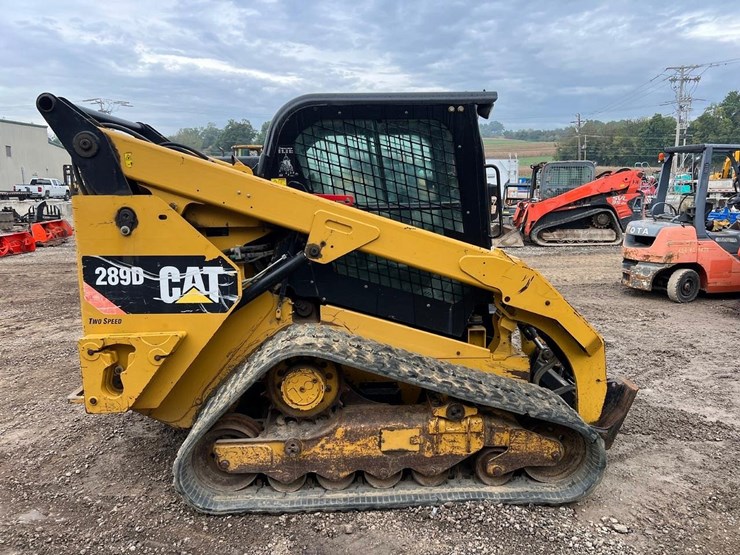 2015-caterpillar-289d-image-7