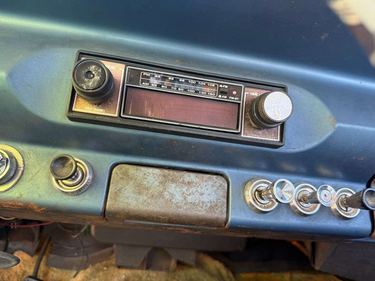 1962-chevrolet-chevy-ii-300-/-nova-400-4-door-sedan-image-18