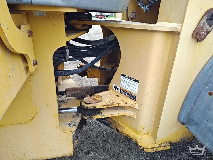 2004-deere-544j-image-21