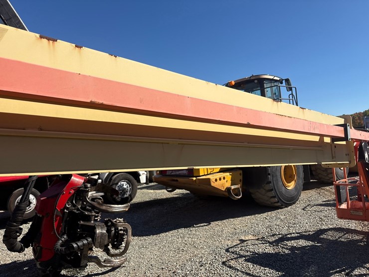 2013-jlg-m600jp-image-24