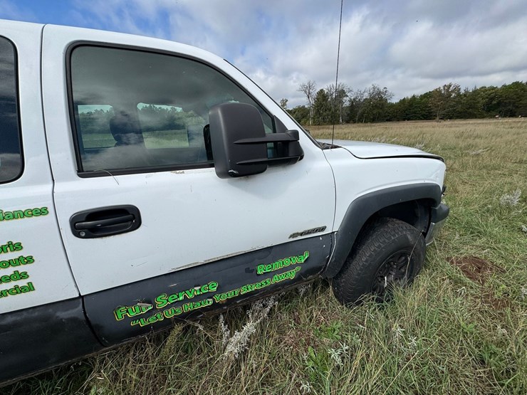 2002-chevrolet-2500-image-24