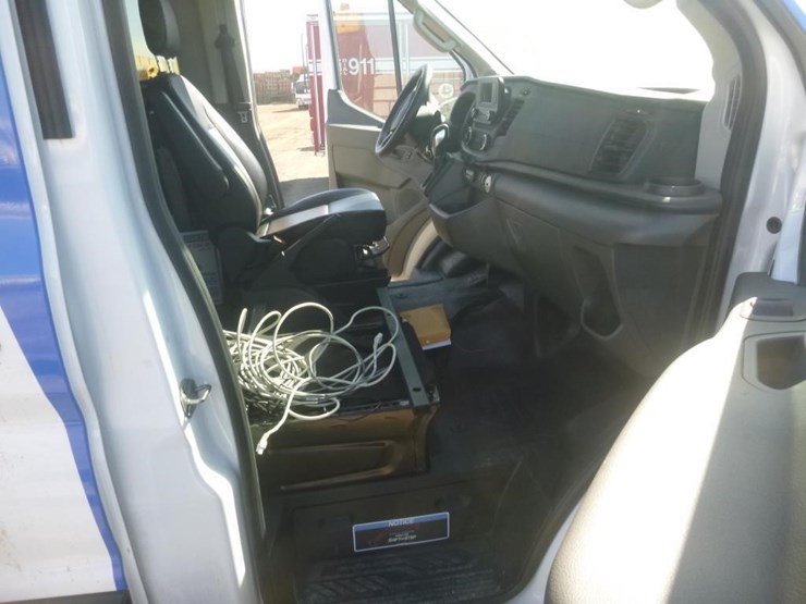 2022-ford-e450-image-10