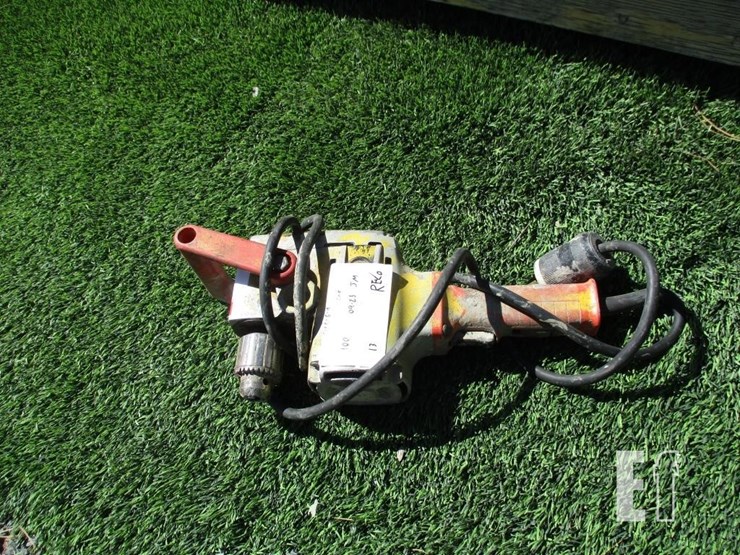 milwaukee-1/2"-angle-hd-hole-hawg-drill-image-1