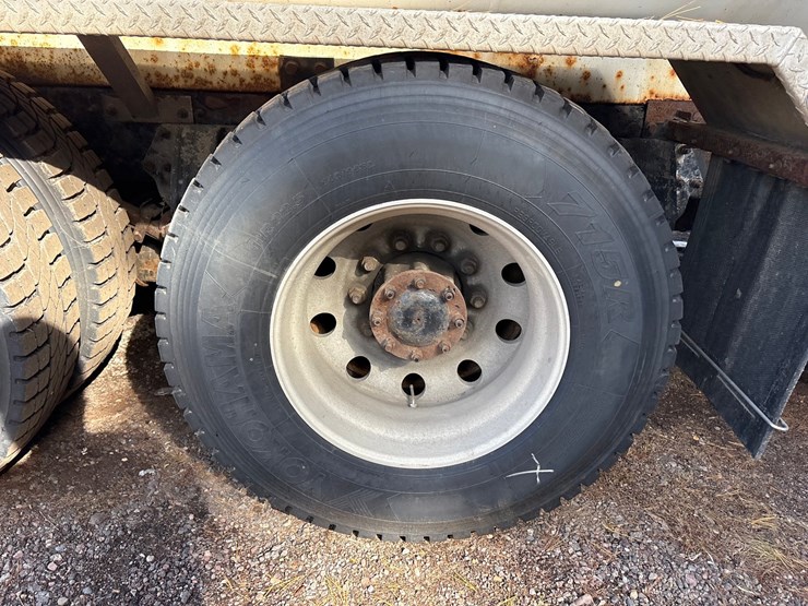 2013-kenworth-t370-image-87