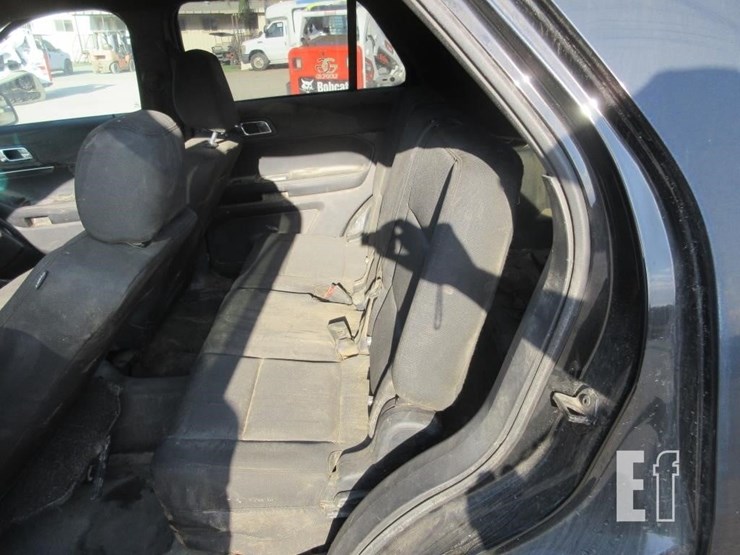 2014-ford-explorer-image-11