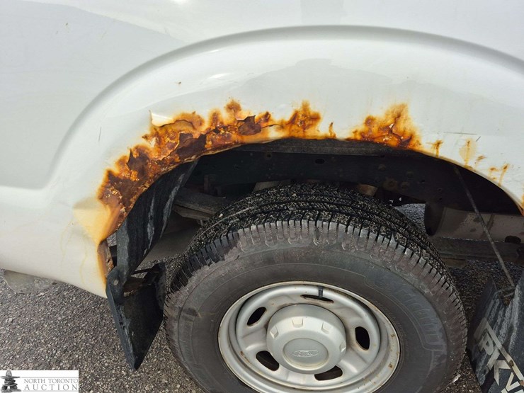 2014-ford-f250-image-28