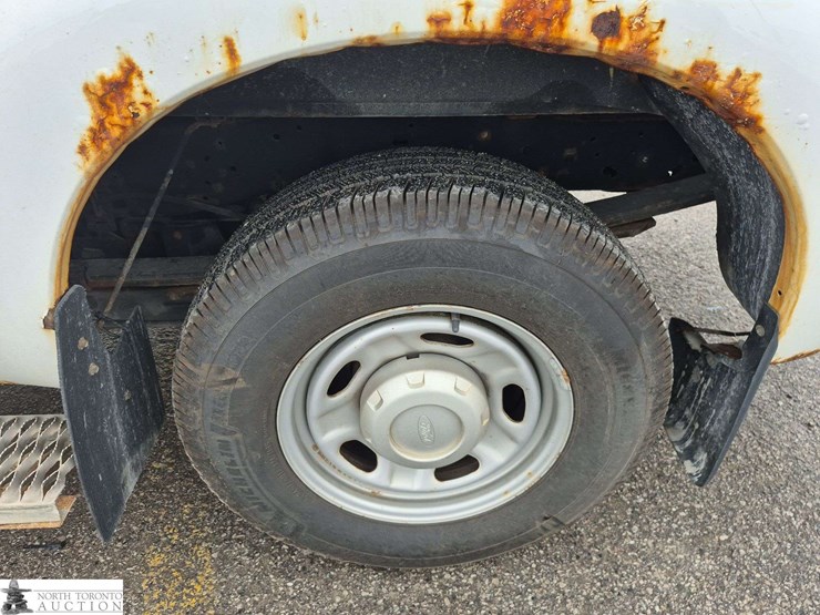 2014-ford-f250-image-26