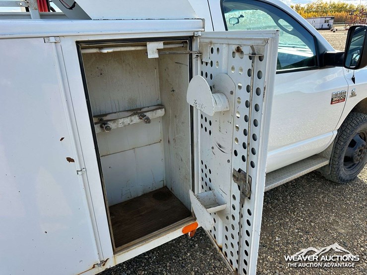 2007-dodge-ram-3500-image-40
