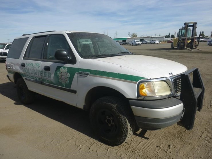 2002-ford-expedition-image-3