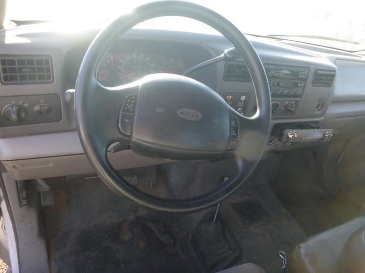 2001-ford-f350-image-12