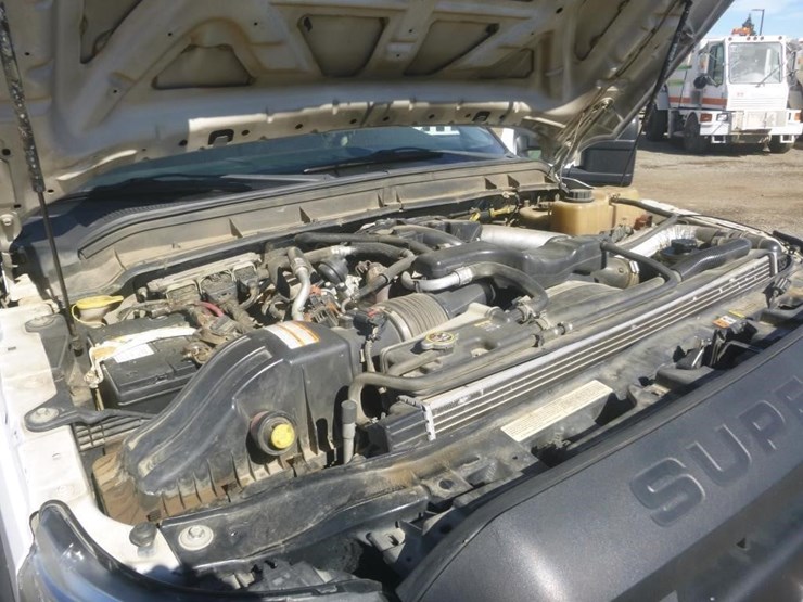 2012-ford-f550-image-16