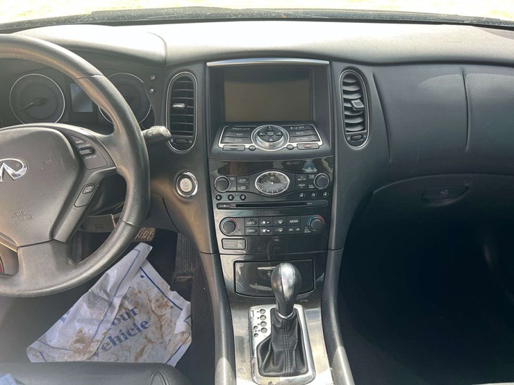 2017-infiniti-qx50-image-13