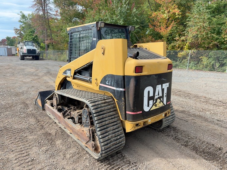 2005-caterpillar-277b-image-3