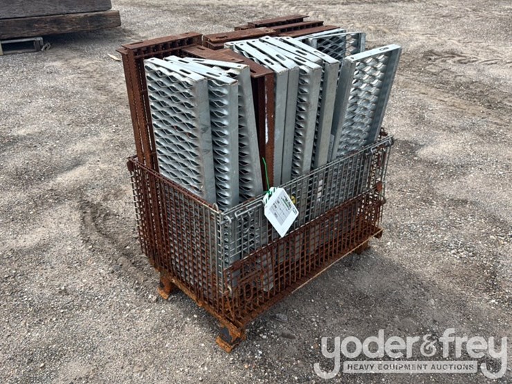 81/2"-x-30"-galv.-serrated-new-surplus-metal-stair-tread,-10"-x-30"-steel-stair-tread-serrated-image-4