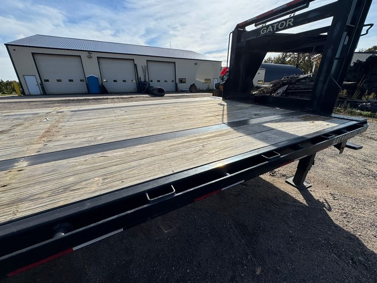 #1956-•-2023-gatormade-tuff-gooseneck-trailer-image-41