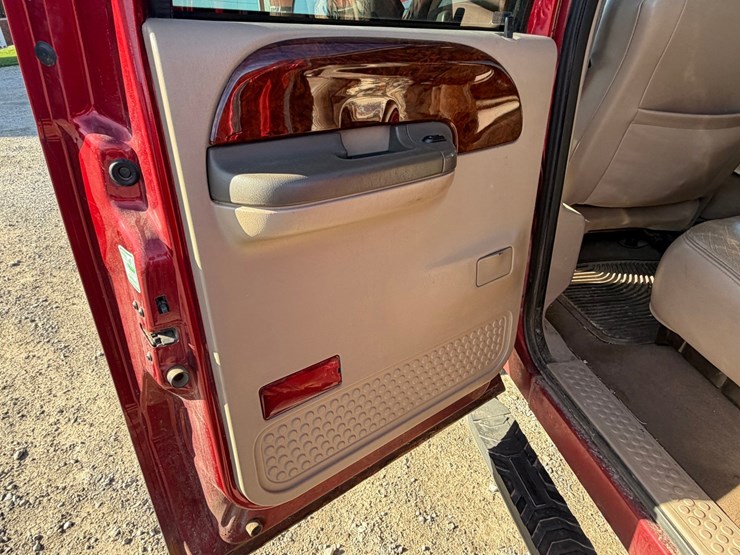 2002-ford-f250-lariat-image-33