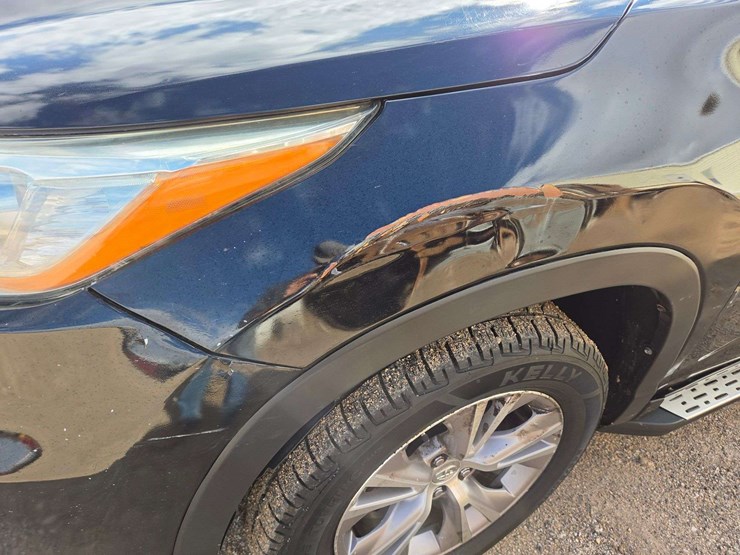 2015-toyota-highlander-xle-image-6