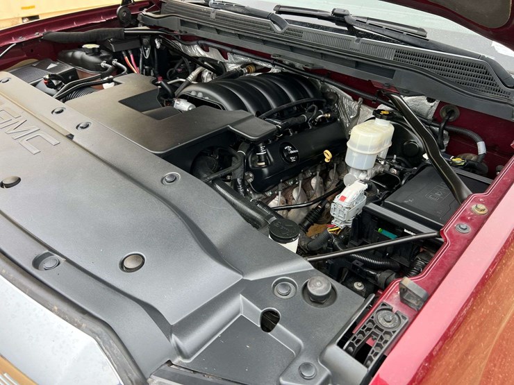 2014-gmc-sierra-1500-denali-image-7