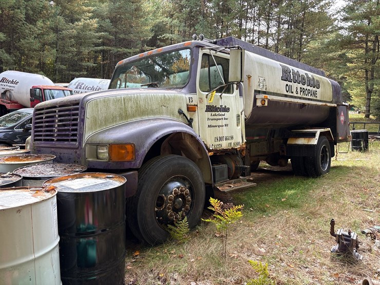 international-4900-image-1