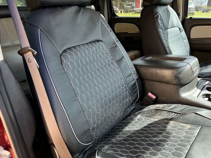 2008-chevrolet-avalanche-1500-image-32