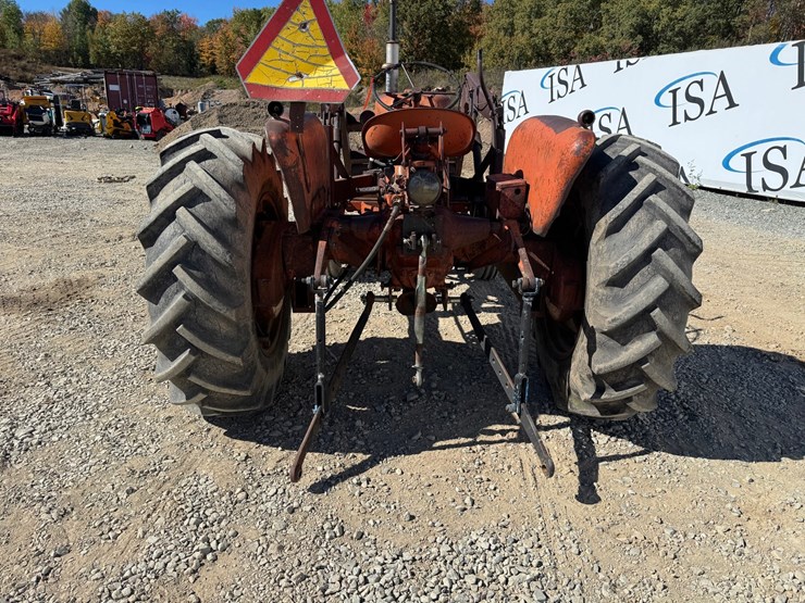 1957-allis-chalmers-d14-image-4