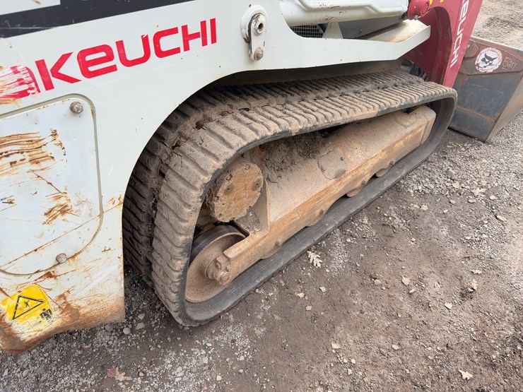 2019-takeuchi-tl6r-image-14