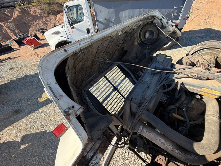 ford-l9000-image-97