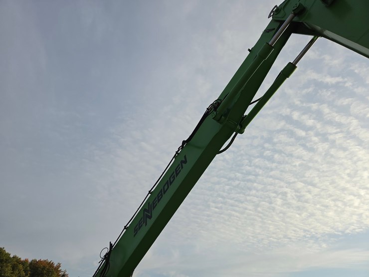 2015-sennebogen-830e-image-16