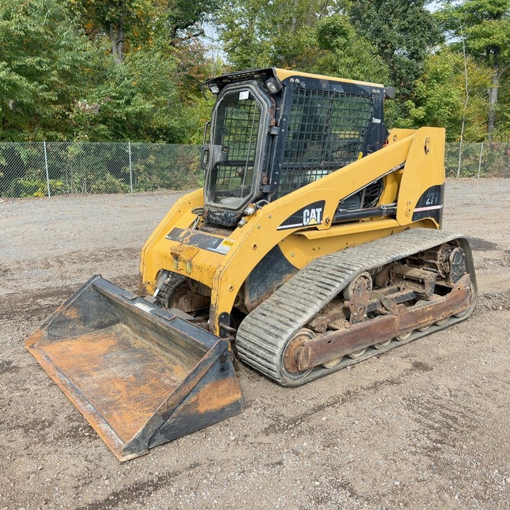 2005 CATERPILLAR 277B