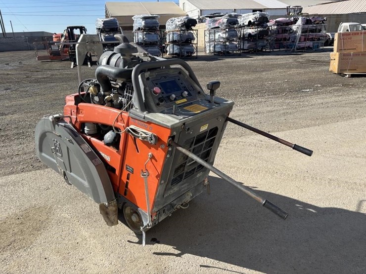 2020-husqvarna-fs-5000-walk-behind-concrete-saw-image-4
