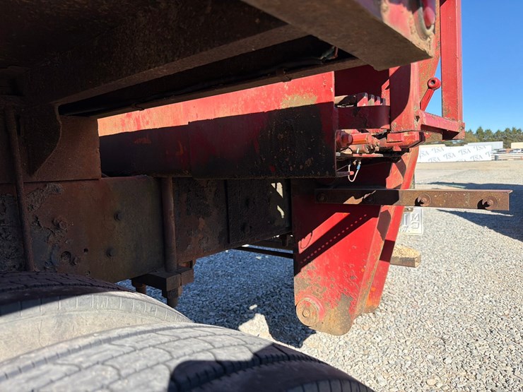 ford-l9000-image-27