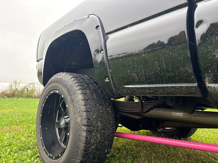 2003-chevrolet-2500-image-22