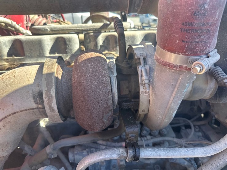 mack-rb688s-image-48