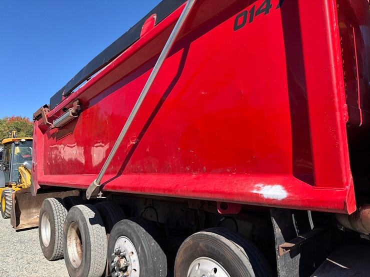 2016-kenworth-t880-image-41