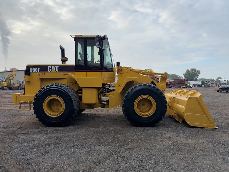 1994-caterpillar-950f-image-6
