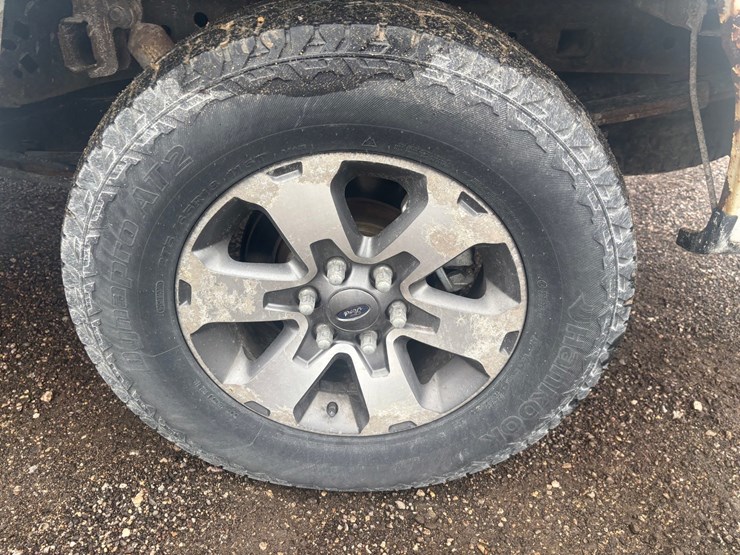 2014-ford-f150-image-98