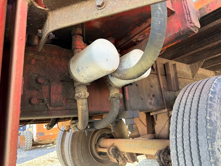 ford-l9000-image-43