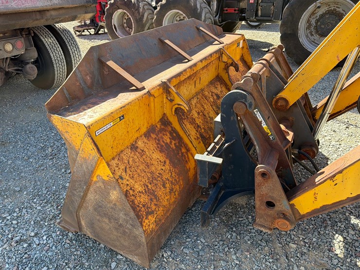 2005-deere-310sg-image-10