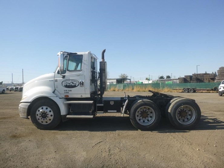 2012-international-prostar-image-5