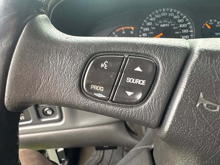 2003-chevrolet-2500-image-58